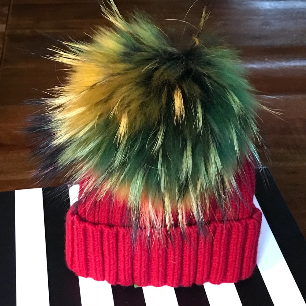 Real Fox Fur Pom Pom hat